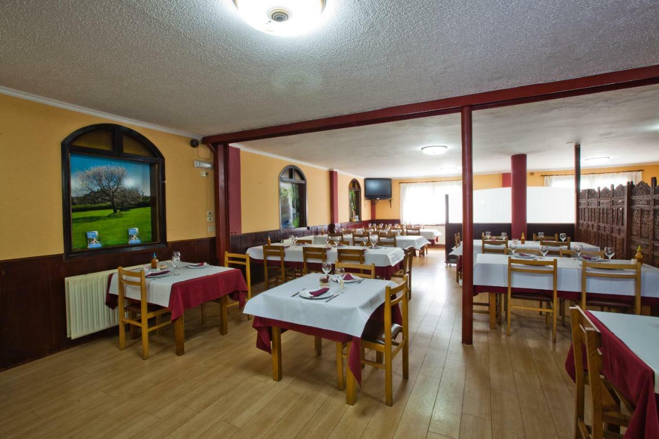 Hotel Terranova Oza dos Rios ภายนอก รูปภาพ